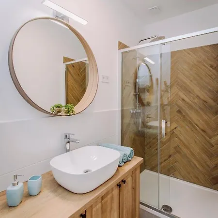 Nadas Center Badacsony Πανσιόν