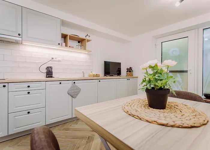 Nadas Center Badacsony Gæstehus 4*